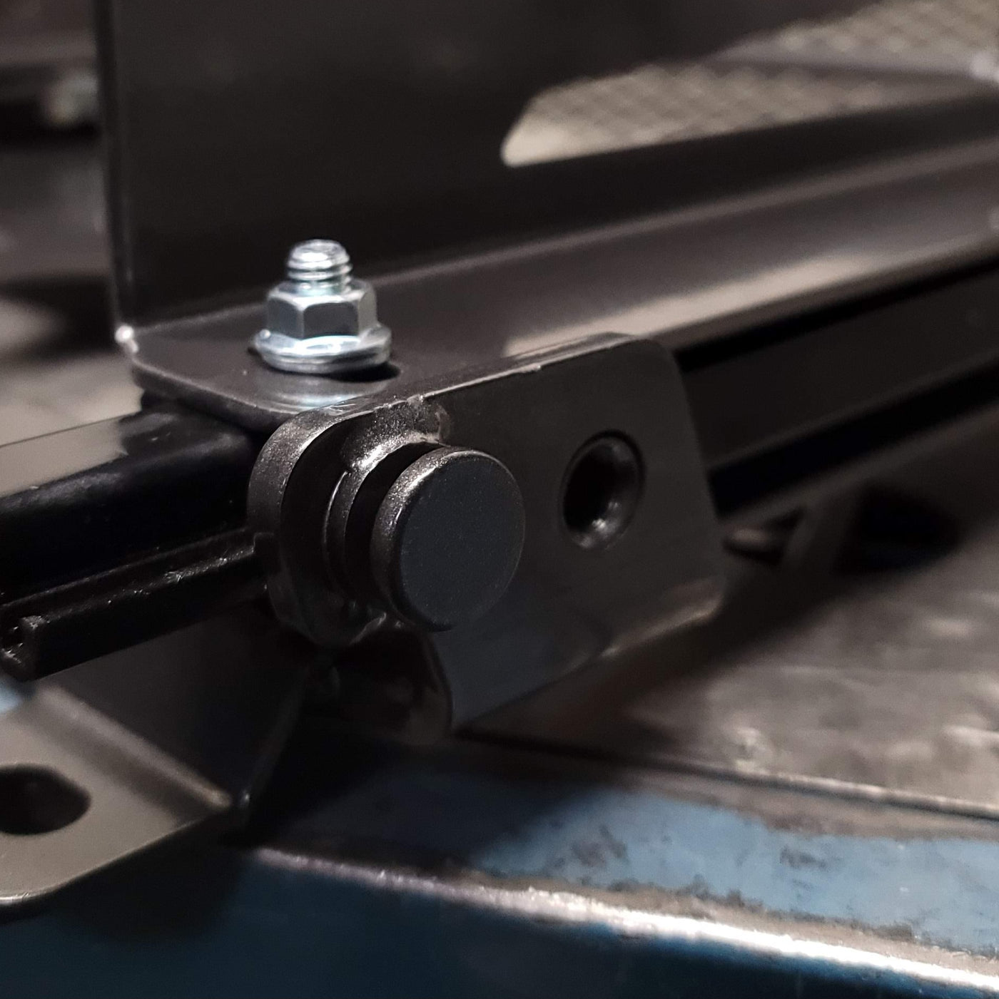 Competition Series • Seat Brackets